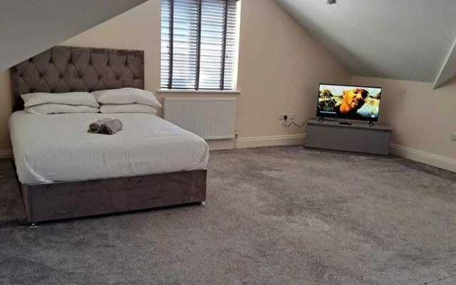 Lovely 1-bed Loft in Newport