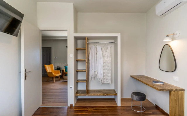 Amarie Suites