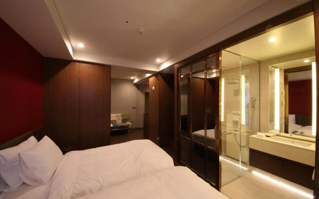 Benikea The H Hotel