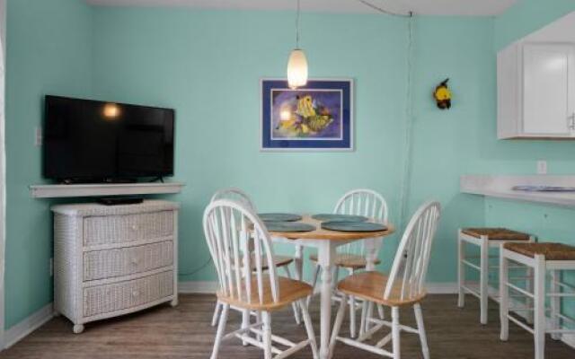 Summer Breeze Condominium 211