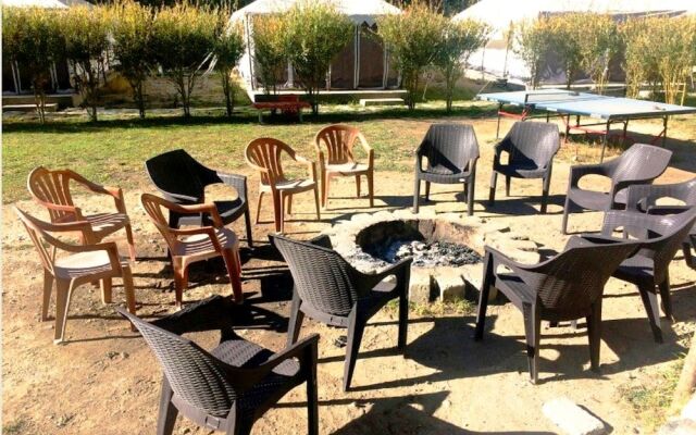 TIH Desert Oasis Camp - Hunder