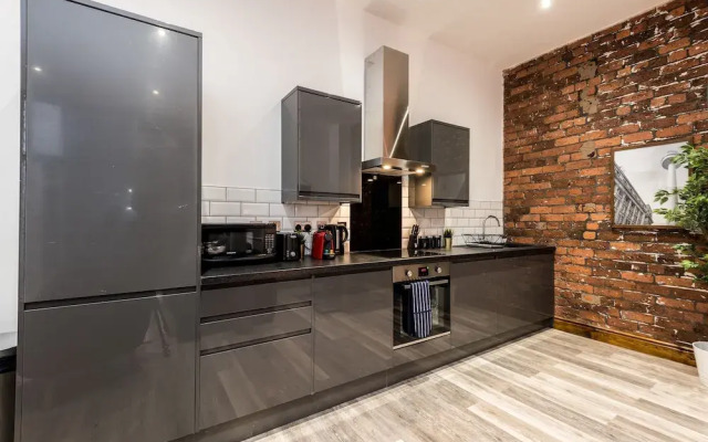 Prestige STAY Aparthotel - 27 Stanley Street Party Apartments