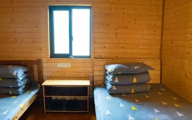 Wugongshan Jinding Camp (Shanshen Platform Shop)