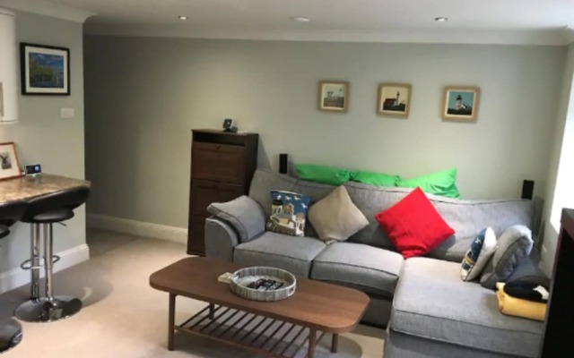 Spectacular & Central Garden Apartment 1 Bedroom