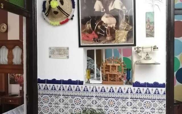 Hostel Touahine