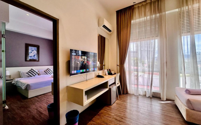 T+ Hotel Macallum