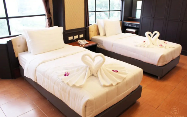 Rest at Ratchada Hotel