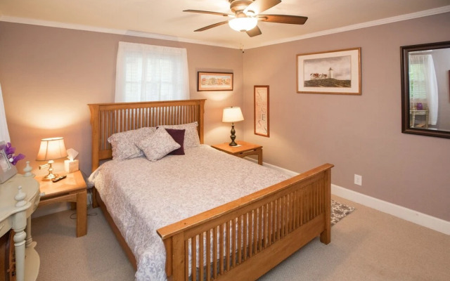 Off The Board - 5 Br Home