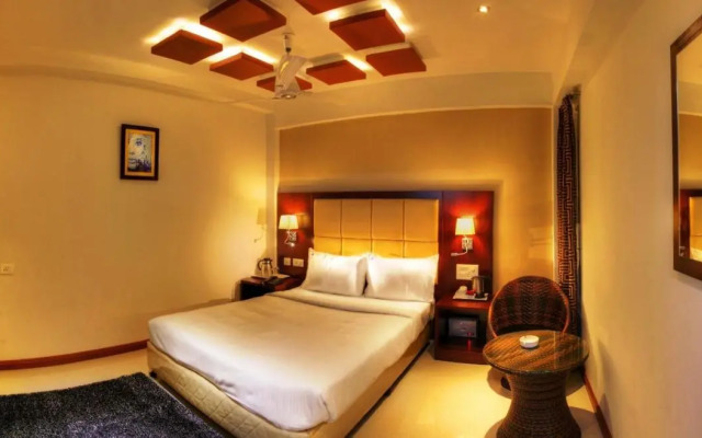Hotel Rajmahal Inn