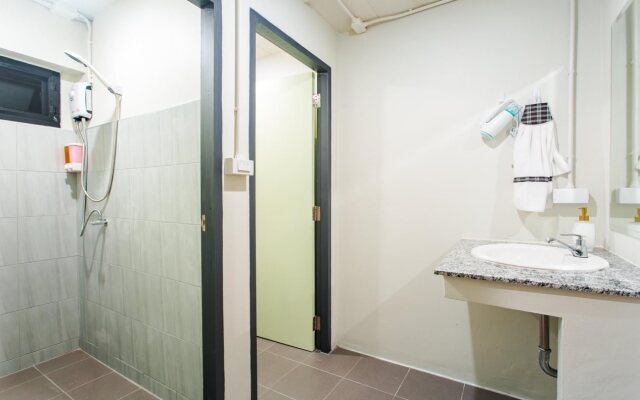 Soft Dormtel Night Bazaar