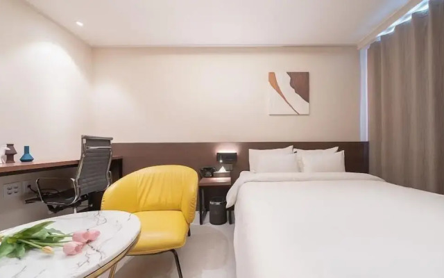 From H Chung-ju About Hotel