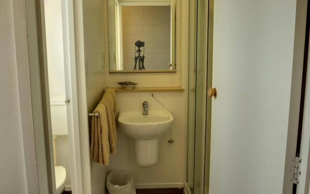 Alpha Motor Inn