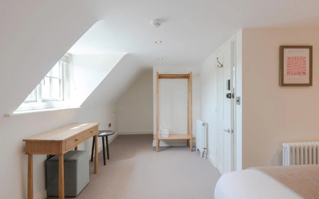 Your Apartment Redcliffe Parade No9 I Maisonette
