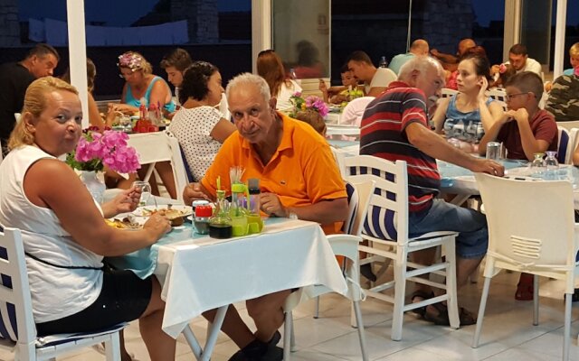 Keramos Boutique Hotel