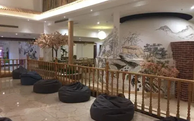Jixi Haina Baichuan Hotel