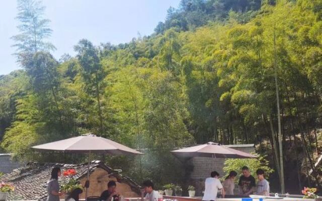 Moganshan Yinlin Wangxi Inn