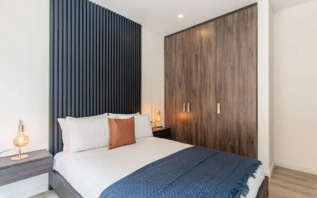 Modern 3BR in Usaqu n