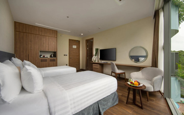 Flamingos Cat Ba Resort Apartment