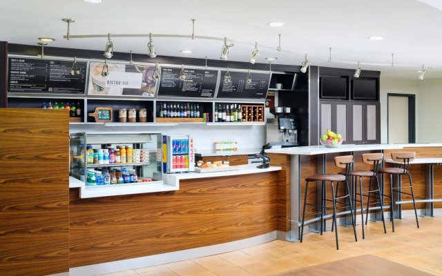 Courtyard by Marriott Kingston