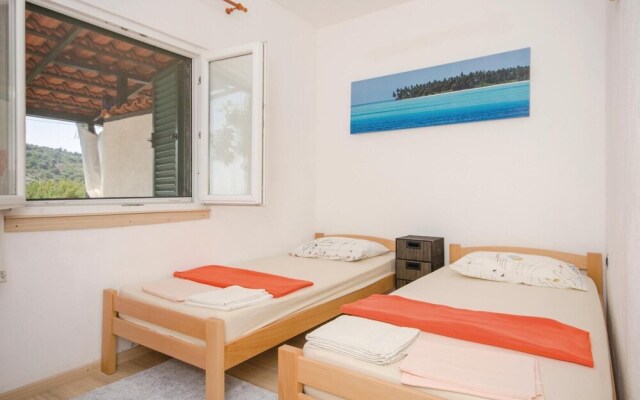 Stunning Home in Sevid With Wifi and 4 Bedrooms