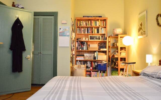 Two Bedroom Flat In Meadowbank