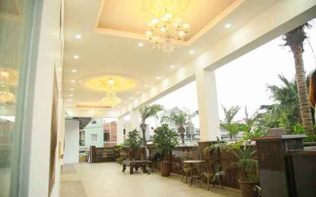 Chau Long Hotel