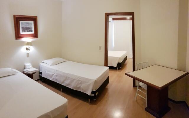 Lizon Curitiba Hotel