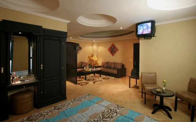 Hotel Tghat