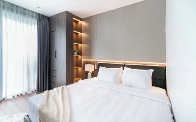 Luxe Paradise Suites Hotel  To Ngoc Van