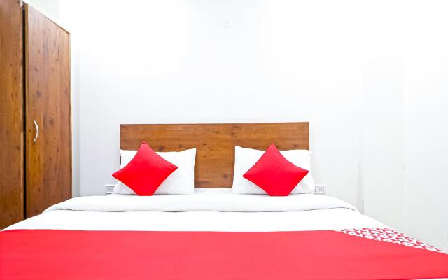 Admiral Suites by OYO Rooms