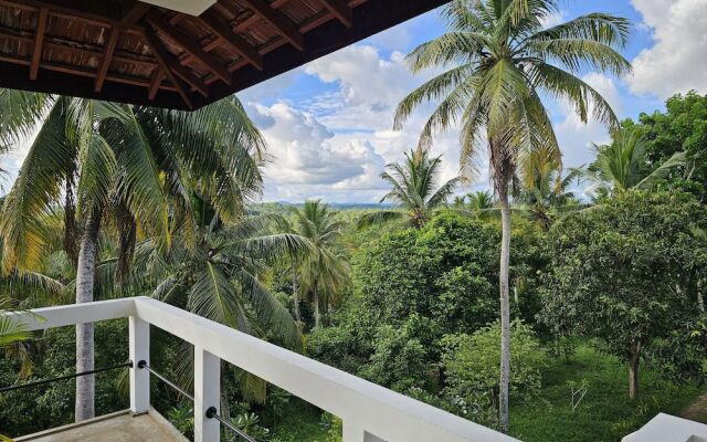 Peacock Point - Whole Villa 2 Bedroom (Sleeps 4)