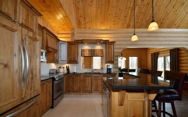 Chalet Adlartok