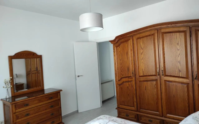 Apartamento Area Pequena Ézaro 2