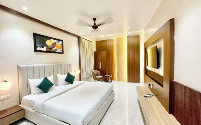 Sea View Hotel- Puri near Temple & Beach