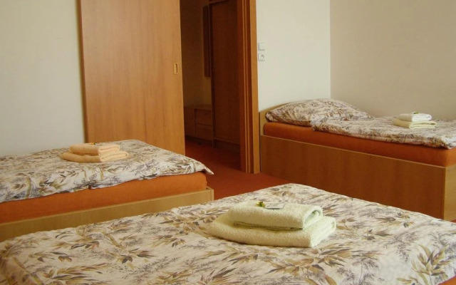 Hotel Sportovní Hala Teplice