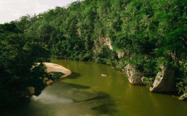DuPlooy's Jungle Lodge