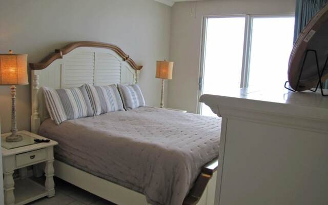 Majestic Sun Condos by Crystal Waters