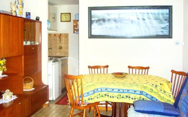 House With 2 Bedrooms in Hourtin, With Enclosed Garden - 11 km From th