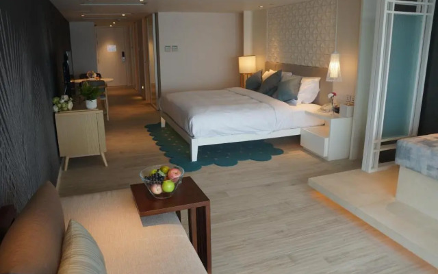 The Pier Hotel