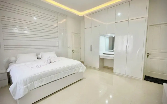 RRR Luxury Villas
