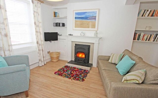 Mazey Cottage
