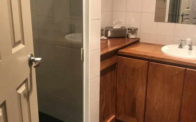 Atina Rocks Country Homestead