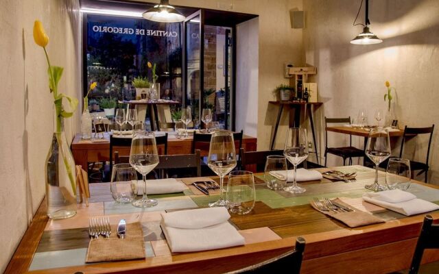De Gregorio Suites