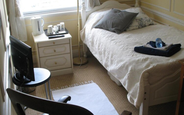 Rothmans B&B