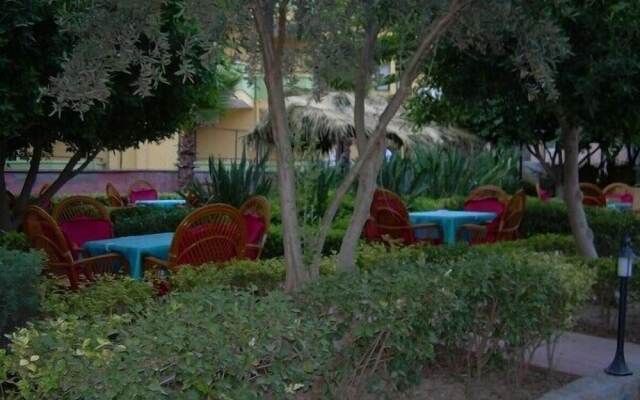 Sunside Beach Hotel