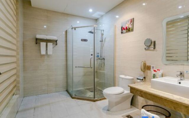 Jintan Square South Great Wall Hotel (Tongren Station Branch)