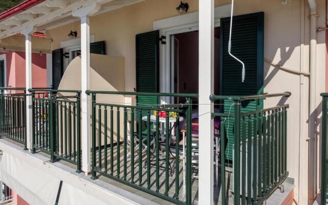 Apostolos Apartment 5