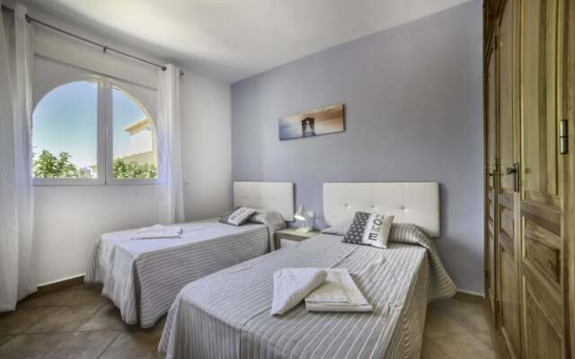 Villa - 3 Bedrooms with Pool - 104962