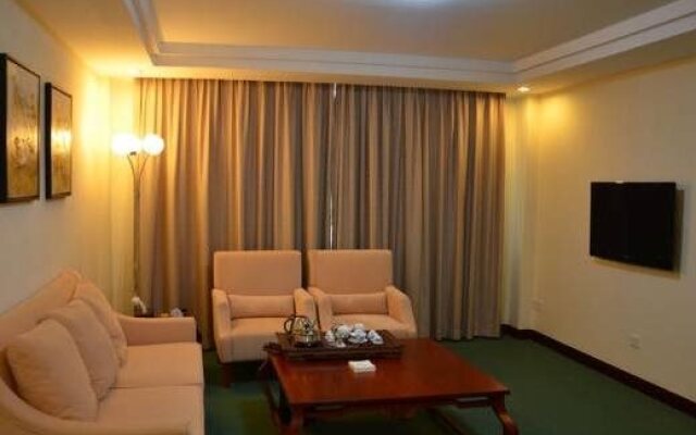 Phoenix Mountain Hotel