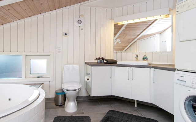 4 Star Holiday Home in Lokken
